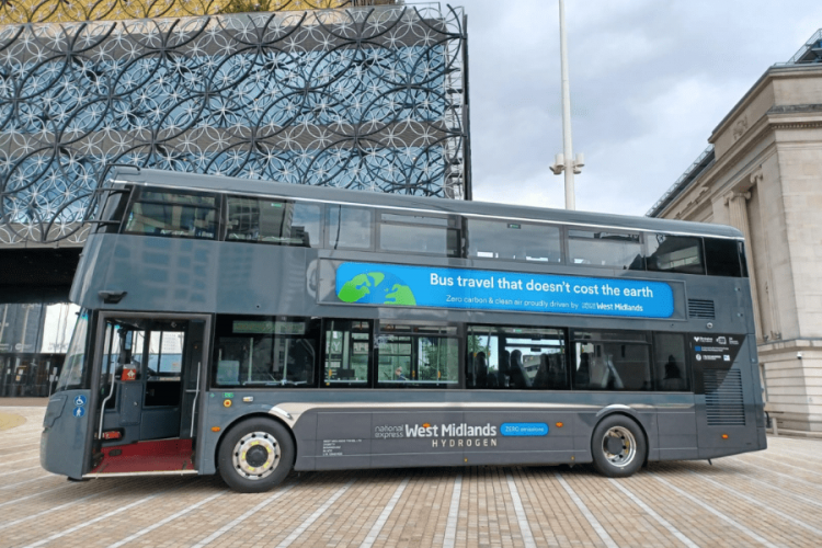 1.+Birmingham+Boasts+Battery-Powered+Buses+for+Enhanced+Eco-Mobility